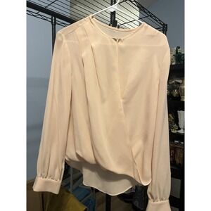 Ann‎ Taylor Blouse Top Women Size XS Light peach  Hooked At Neck Round
